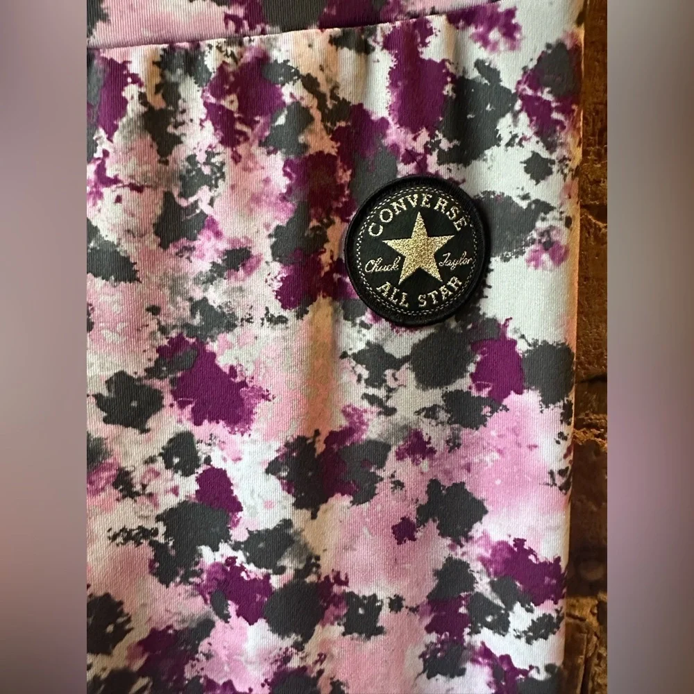Converse Kids Leggings in Pink and Black Floral